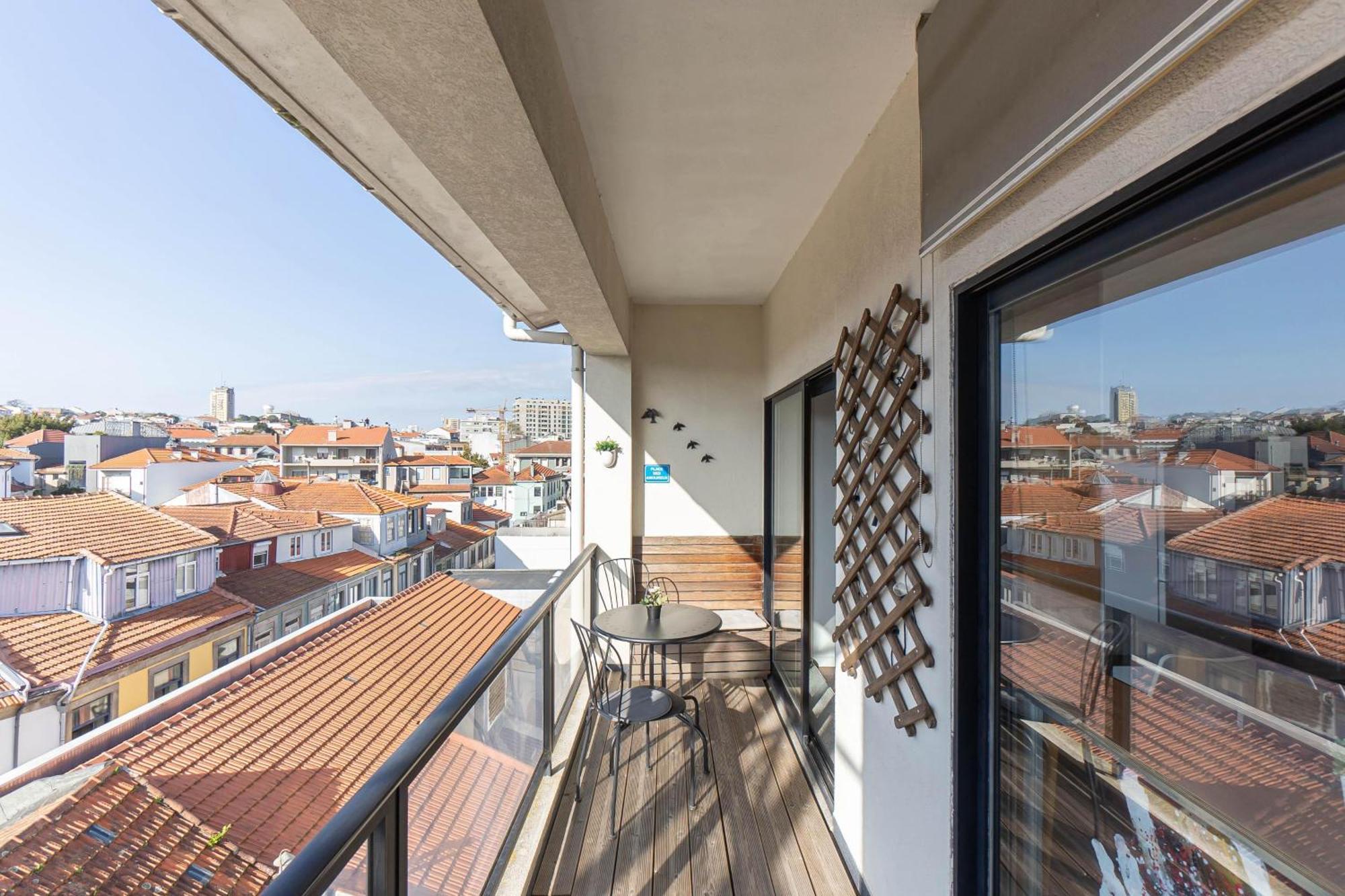 Top Floor Apartment With Sunny Balconies OOporto Esterno foto